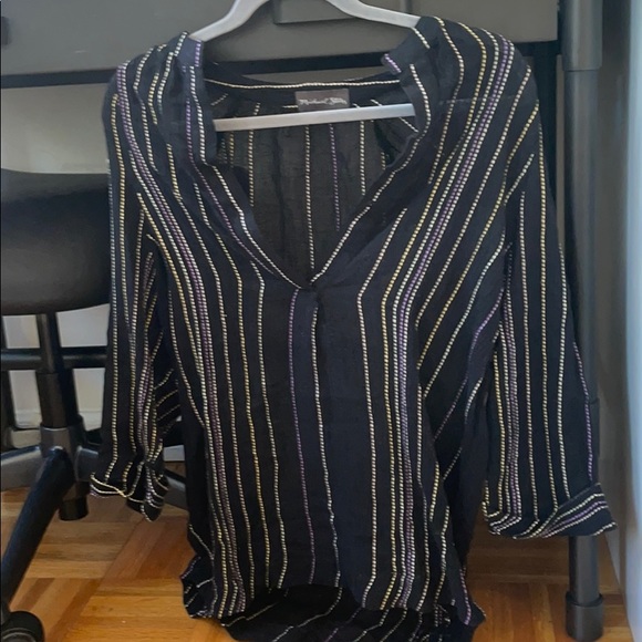 A super cute black striped Michael Stars blouse!! - Picture 1 of 2
